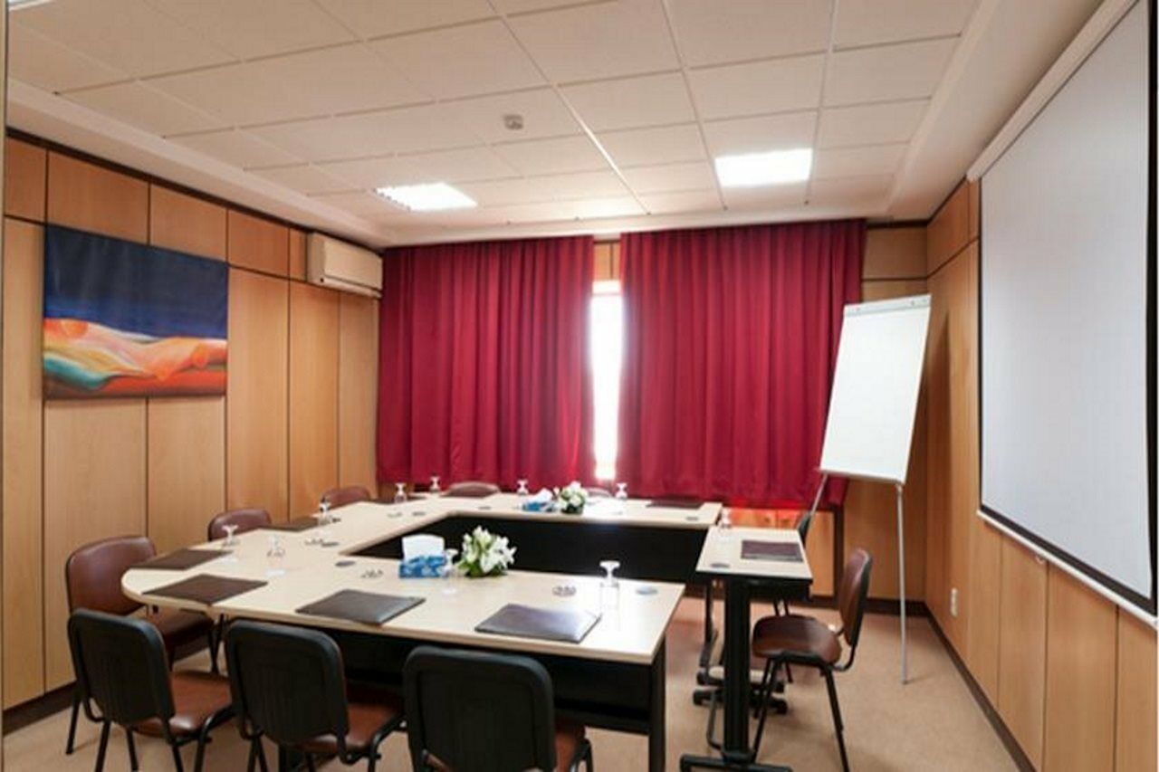 Diplomat Hotel Tunisz Kültér fotó